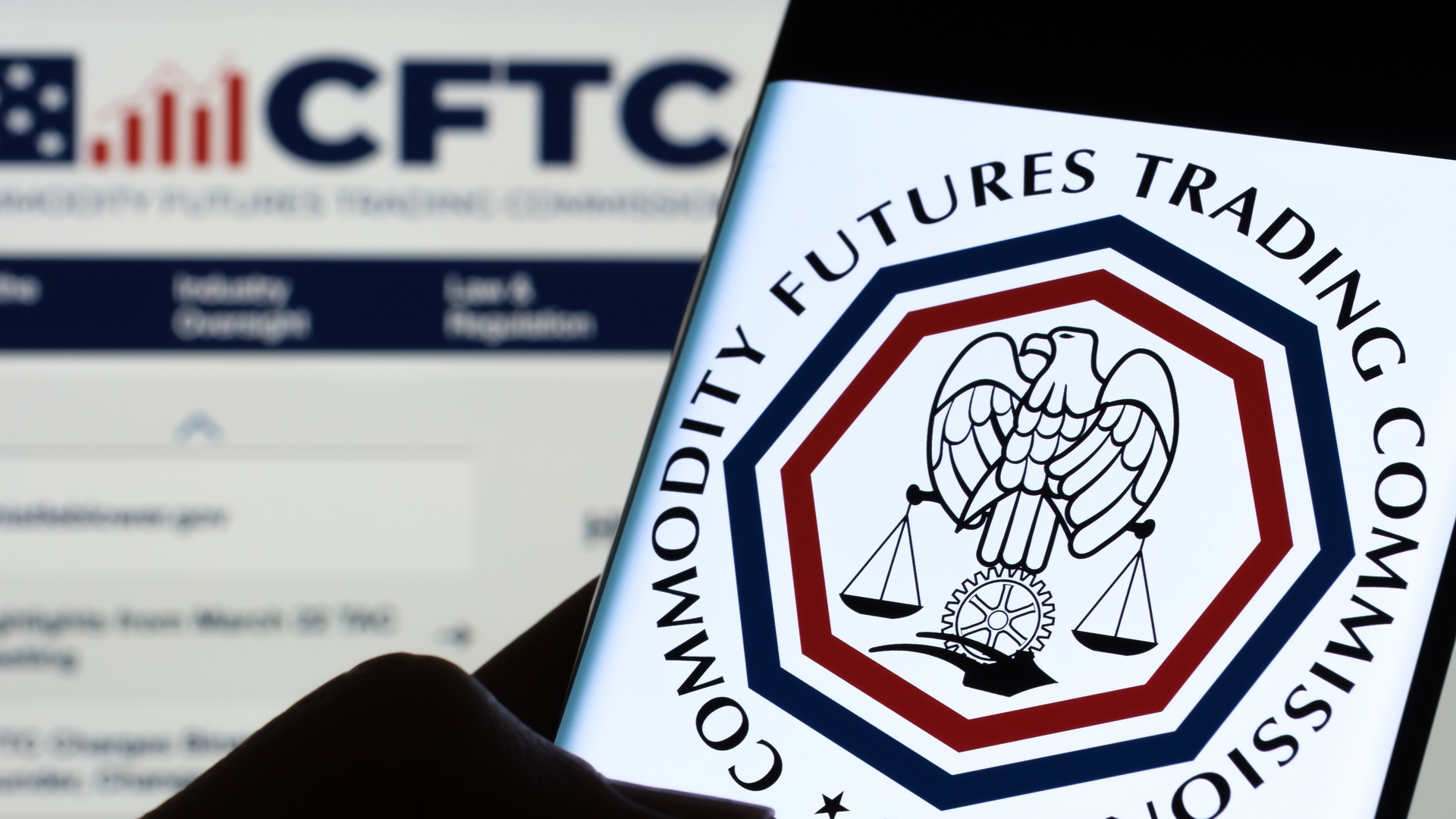CFTC siūlo reguliuoti kriptografiją po to, kai žlugs aiškumo įstatymas